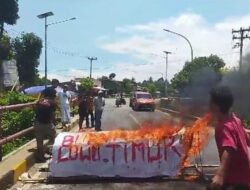 Bakar Keranda, Gerakan Pemuda Lingkungan Hidup Indonesia Demo Tuntut Pemda Lutim Segera Lakukan Normalisasi Sungai