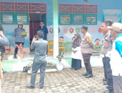 Jaga Kondusifitas, Polsek Mappedeceng Polres Luwu Utara Kawal Konstatering Lahan di Desa Ujung Mattajang