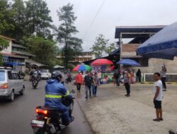 *Ciptakan Rasa Aman, Polres Tator Pengamanan Giat Wisuda Di Kampus IAKN Toraja*