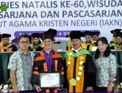Empat Mahasiswa Raih Prestasi Gemilang Cumlaude, Bukti nyata IAKN Toraja Mencetak Lulusan Berkualitas