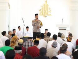Berbicara Di Mesjid Hj. Sitti Maang, Kapolda Sulsel Ingatkan Warga, Hindari Politik Uang Pada Pilkada Nanti*