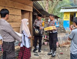 Peduli sesama, Polres Tator Berikan Bantuan Sosial Bagi Warga Lansia dan Kurang Mampu