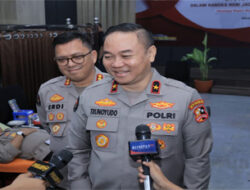 Hari Jadi Humas Polri Ke-73, Divhumas Polri Gelar Donor Darah Bersama Media.