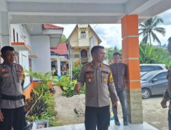 Kapolres Tator Tinjau Langsung Pengamanan Rapat Pleno di Kantor PPK