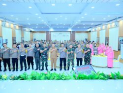 *Kapolda Sulsel Berikan Arahan kepada Personel Polres Bone*