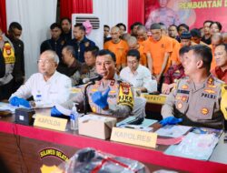 Kapolda Sulsel Pimpin Press Release Pengungkapan Kasus Pembuatan dan Peredaran Uang Palsu di Kabupaten Gowa
