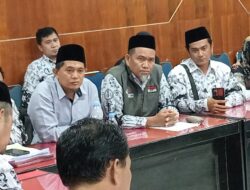 Perjuangkan hak guru pgri Lutra lakukan RDP di Ruang Komisi Gabungan