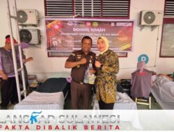 Kejari Enrekang Ajak Masyarakat Berbagi Kehidupan Lewat Donor Darah di HUT Kejaksaan ke-80