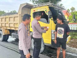 Dipimpin Kapolsek, Polsek Mappedeceng Gelar Penertiban Retribusi Tambang Galian C di Luwu Utara