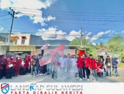 Blokade Jalan, IMM Enrekang Sampaikan Kritik dan Serahkan Naskah Akademik ke DPRD