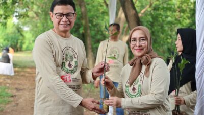 Taruna Ikrar Tanam Pohon di HUT ke-58 KADIN: Menjulang dalam Ekonomi, Membumi dengan UMKM, Mengakar pada Konservasi Mangrove
