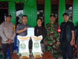 Kawal Bantuan Pangan untuk 1.321 Warga, Polsek Rongkong dan Koramil Seko Pastikan Distribusi Tepat Sasaran