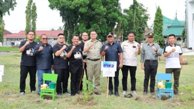 Taruna Ikrar Kepala BPOM RI , Bekerja Cepat dan Senyap Pastikan Stok Obat Instalasi Farmasi di Padang Aman