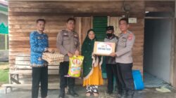 Bukti Kepedulian Terhadap Warga Binaannya, Kapolsek Malangke Barat Beri Bantuan Sembako Bagi Korban Angin Puting Beliung