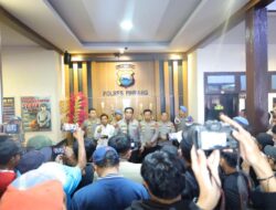 Kapolda Sulsel Kunjungi Rumah Duka Bripda Dirja Pratama di Pinrang, Pastikan Penanganan Kasus Secara Transparan