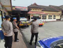 Tingkatkan Mutu Pelayanan, Wakapolres Luwu Utara Laksanakan Sidak Pelayanan Publik dan Piket Fungsi