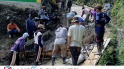 Warga Wai-Wai Cor Beton Jalan Poros Latimojong–Potokkullin Secara Swadaya, Ketua IKMB: Ini Bukti Nyata Kelalaian Pemerintah